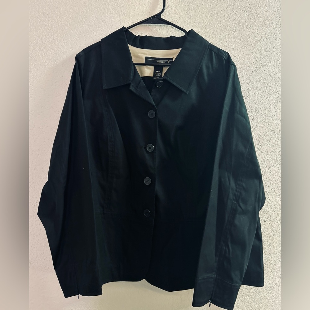 Land Bryant’s partner brand Venezia Plus size casual jacket